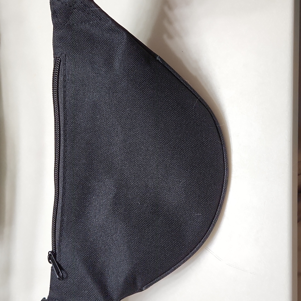 NWOT New Kids on the Block fanny pack - Picture 2 of 6